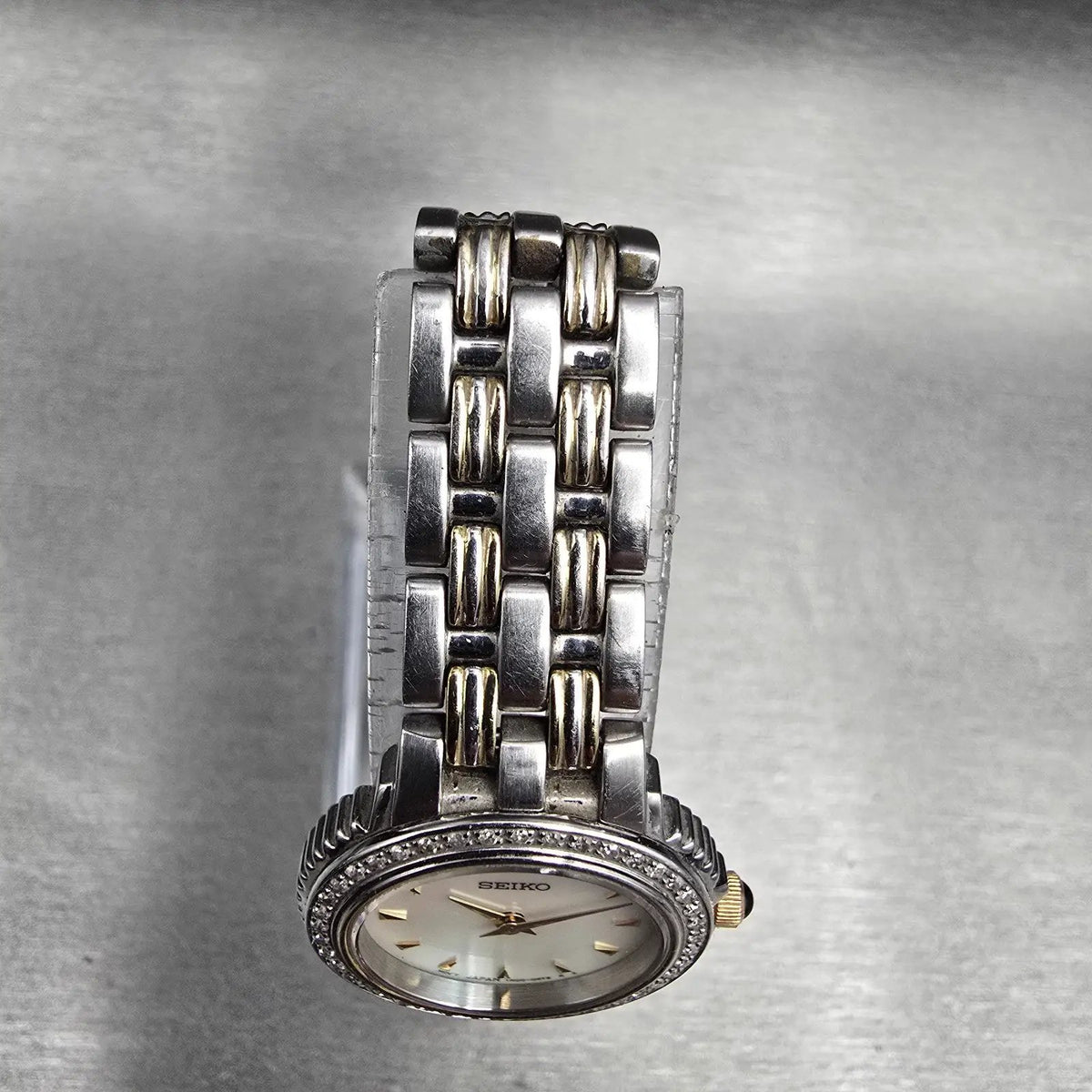 Seiko Watch Women 23mm MOP Dial Silver Diamond Bezel Round 1N00-0KH0 New Battery4