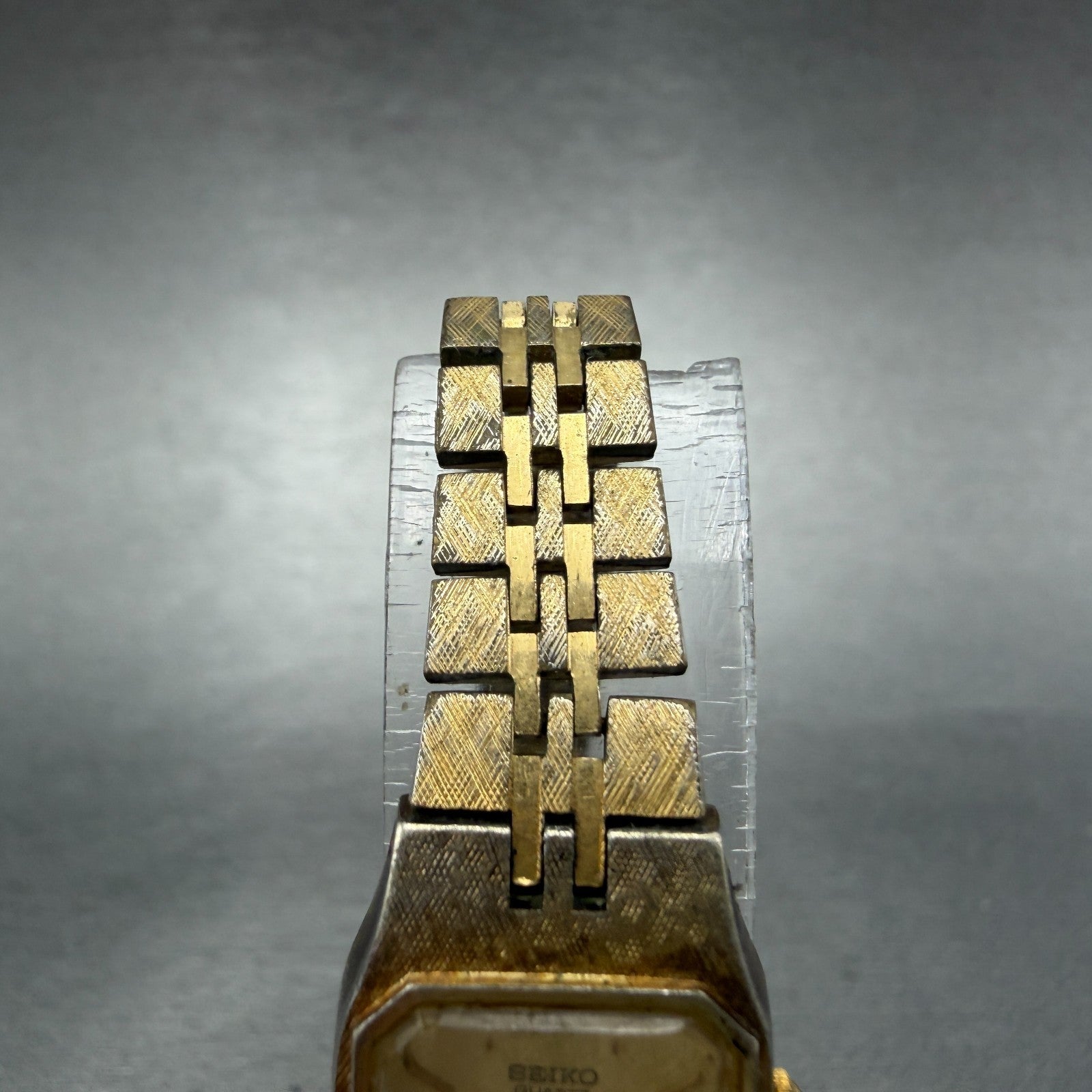 Seiko Watch Women 17mm Champagne Dial Gold Tone Octagon 5420-5420 New Battery4