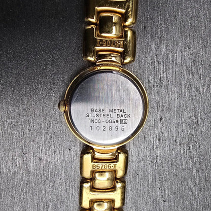 Seiko Watch Women 21mm MOP Dial Gold Tone Round 1N00-0G59 New Battery Vintage JP10