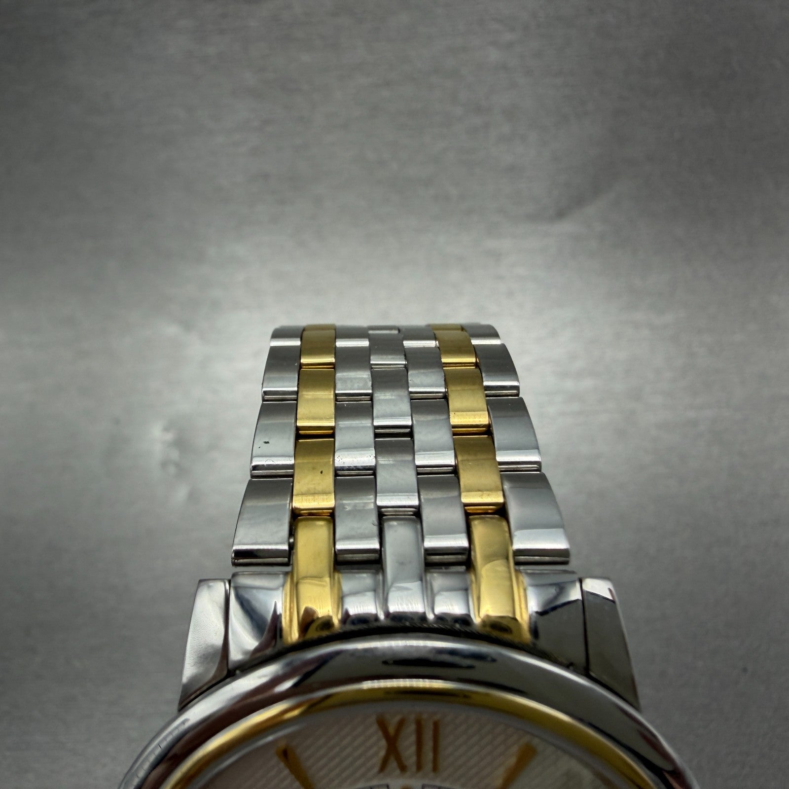 Grovana Watch Men 38mm White Dial Two Tone Date Round New Battery 170814