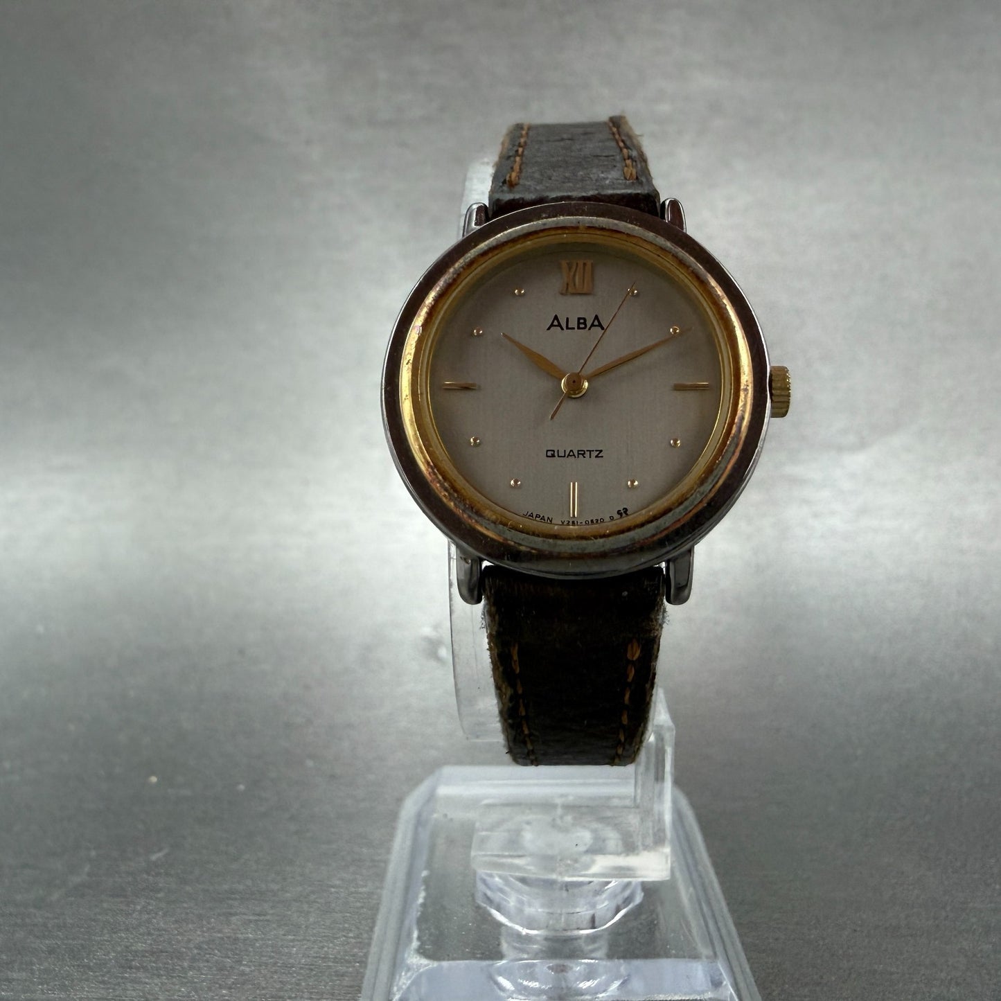 Seiko Alba Watch Women 26mm Silver Dial Two Tone Round V251-0170 New Battery5