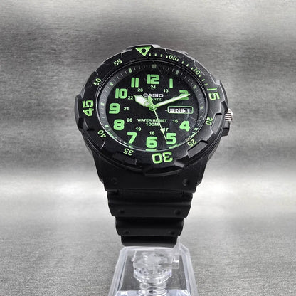 Casio Diver Watch Men 43mm Black Green Daydate Round MRW-200H New Battery5