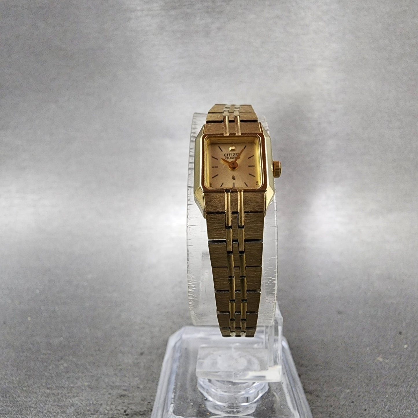 Citizen CQ Tank Watch Women 13mm Champagne Dial Gold Tone Octagon New Battery5