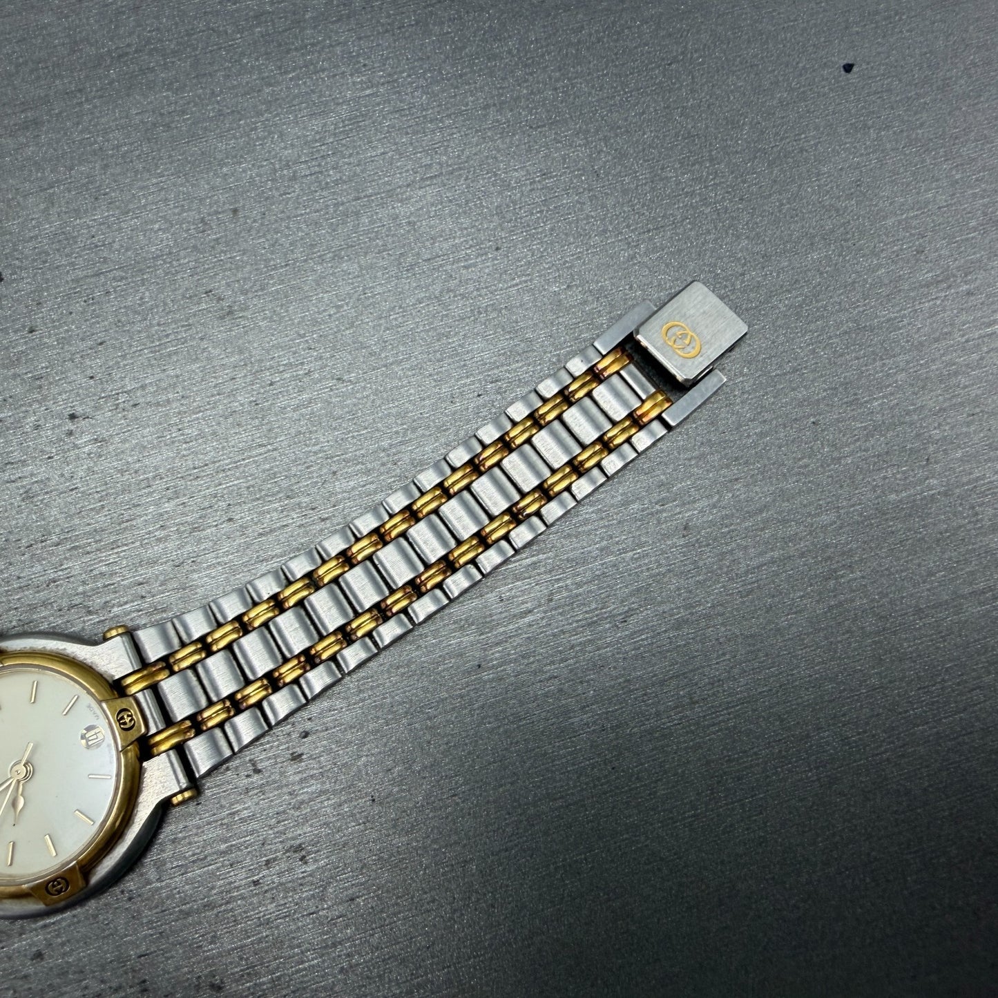 Gucci 9000L Watch Women 25mm Cream Dial Two Tone Date Round NO CASEBACK PARTS8