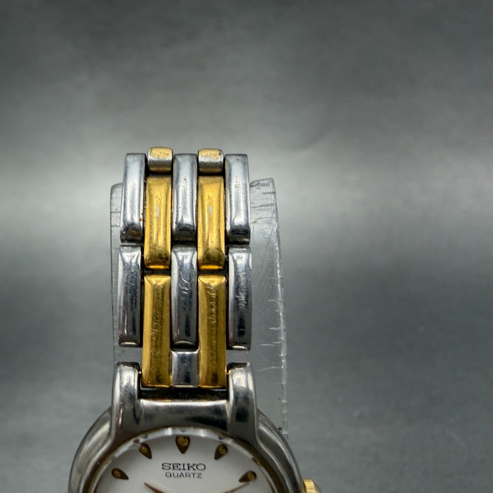 Seiko Watch Women 20mm White Dial Two Tone Round 1N00-0G60 New Battery Vintage4
