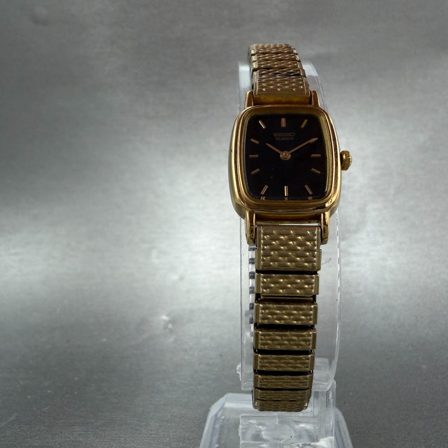 Seiko Watch Women 17mm Black Dial Gold Tone Rectangle 1N00-5K29 New Battery VTG5