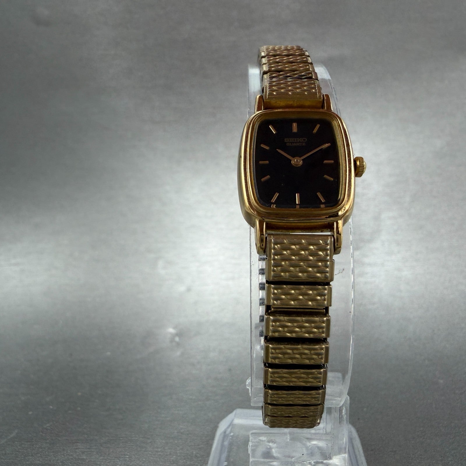 Seiko Watch Women 17mm Black Dial Gold Tone Rectangle 1N00-5K29 New Battery VTG5