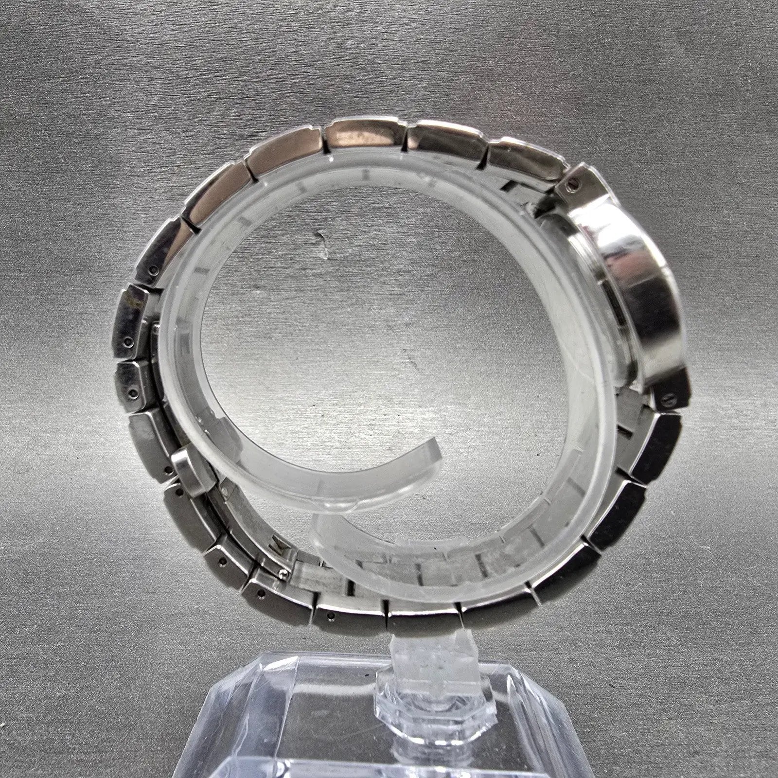 Movado Concerto Watch Women 26mm MOP Dial Silver Tone 84.G4.1842 New Battery8