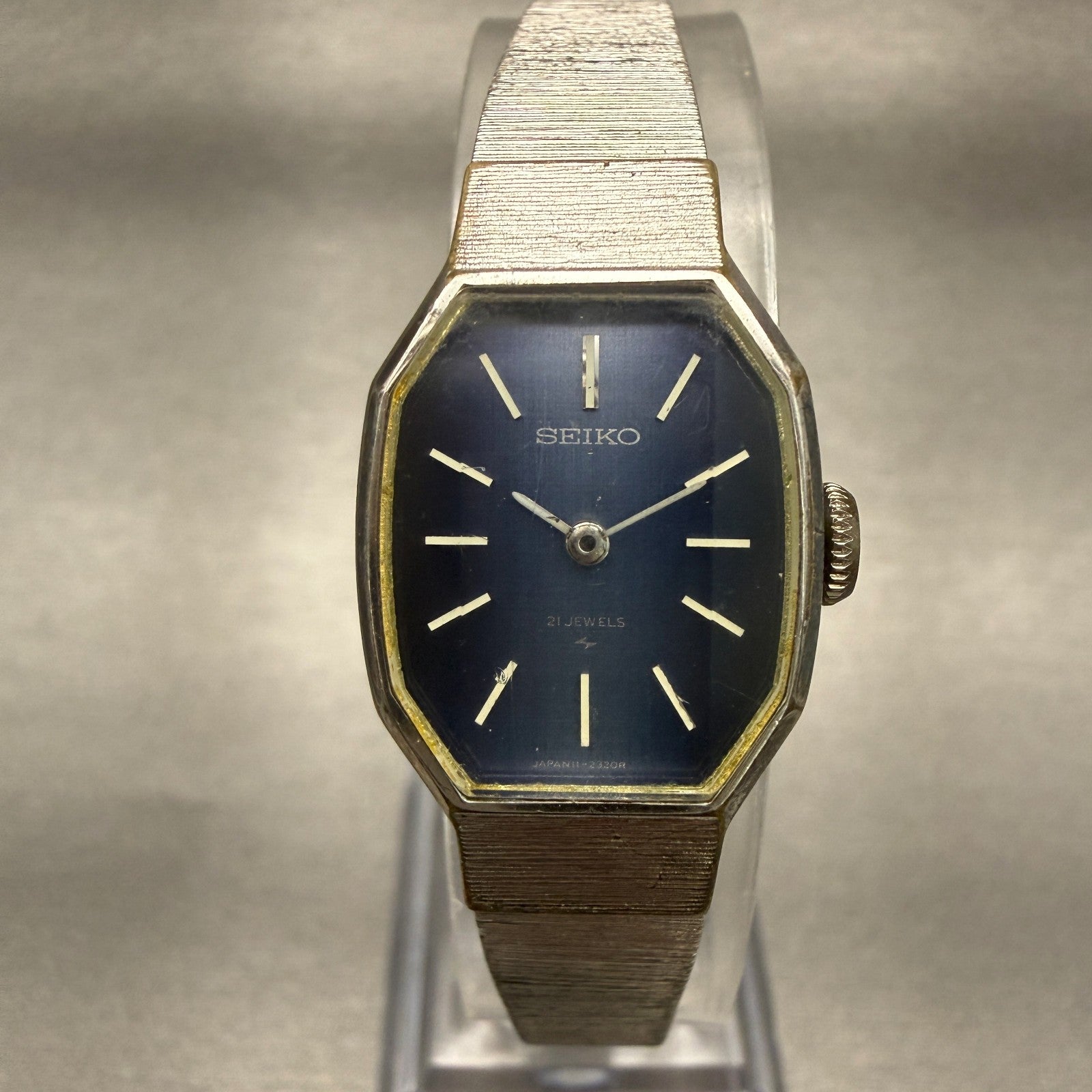 Seiko Watch Women 18mm Blue Dial Silver Tone Hexagon 11-3770 Manual wind Runs0