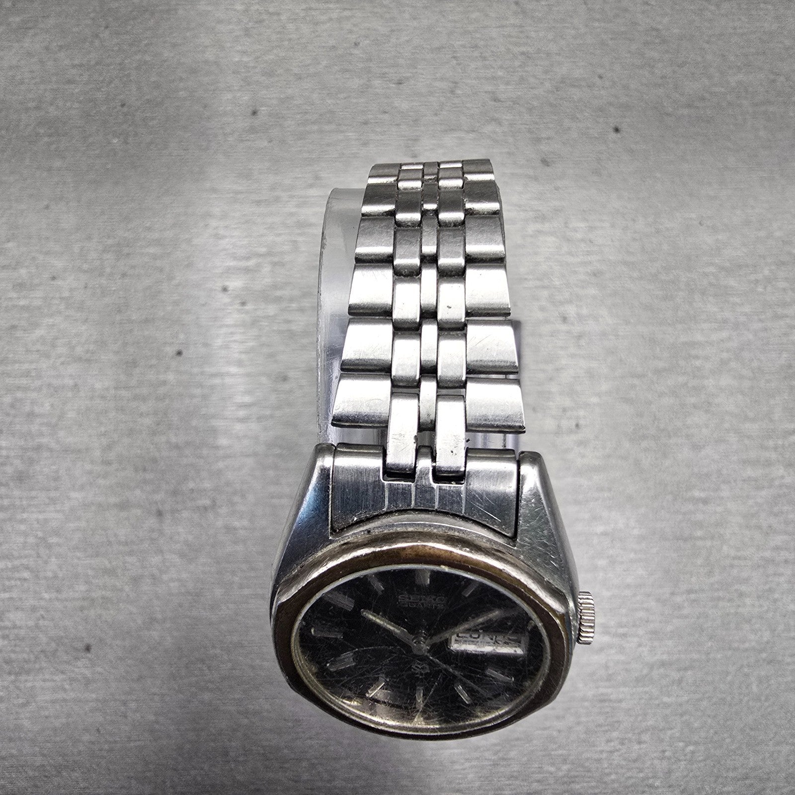 Seiko SQ Watch Women 24mm Black Dial Silver Tone Daydate Round 8523-0060 New Bat4