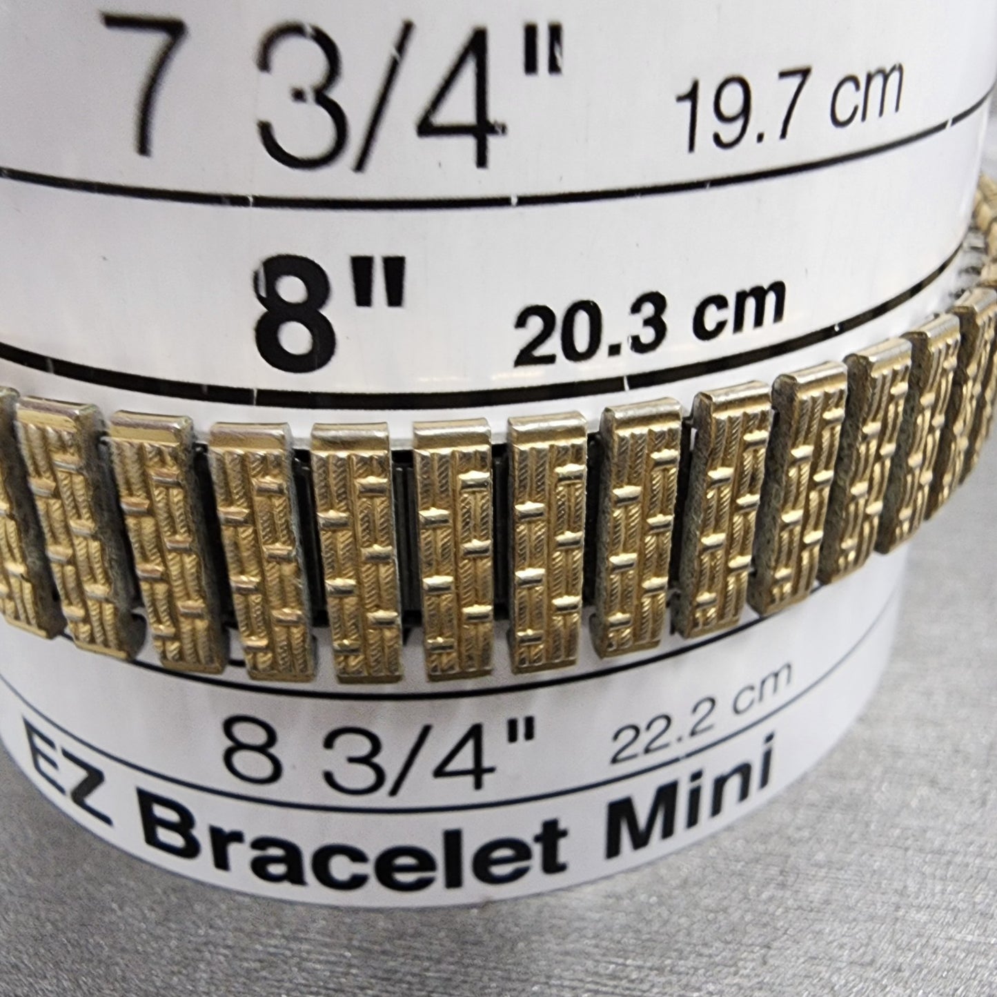 Seiko Watch Women 23mm Champagne Dial Gold Tone Round 47000059 New Battery10