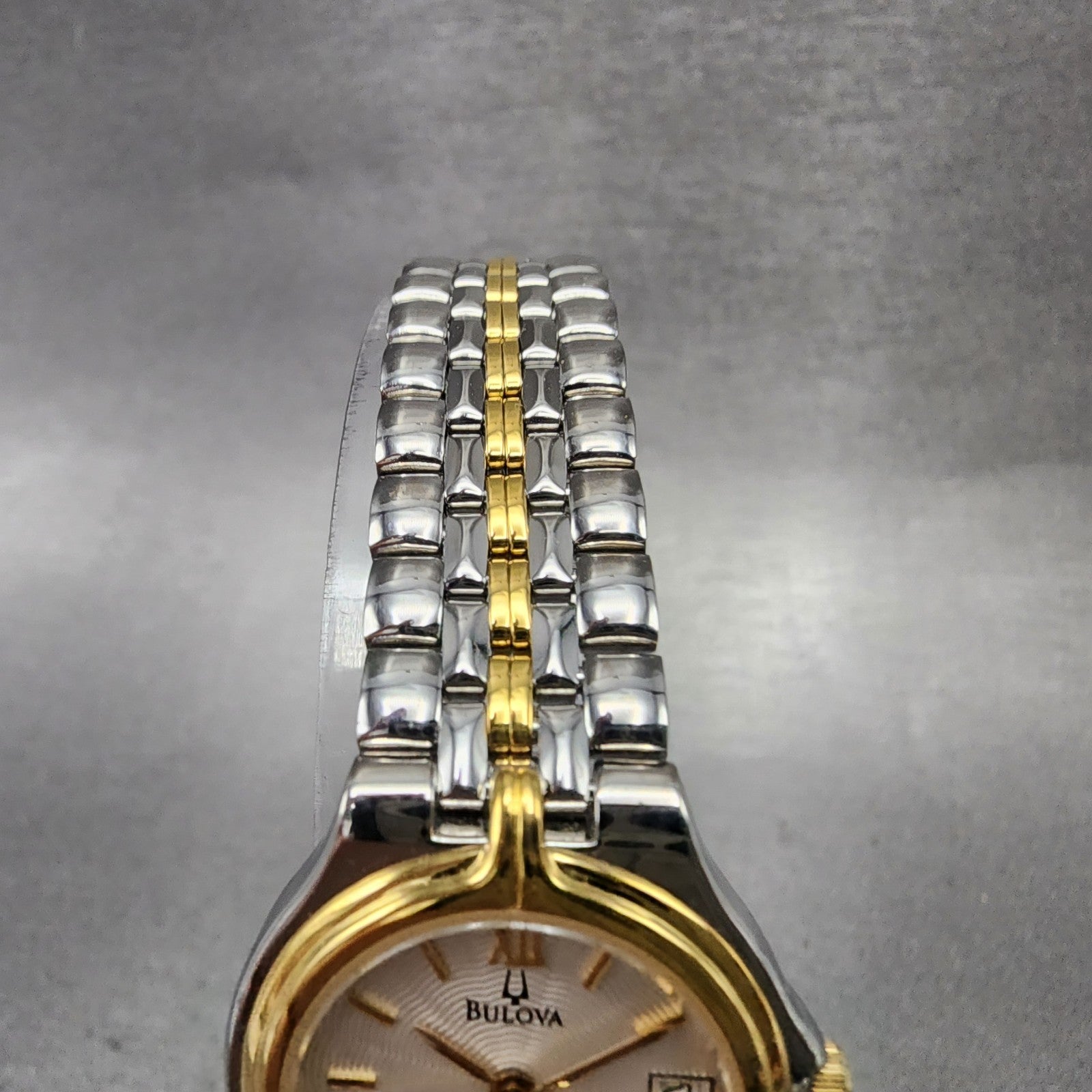 Bulova Watch Women 24mm White Dial two Tone Date Round 98M02 New Battery4