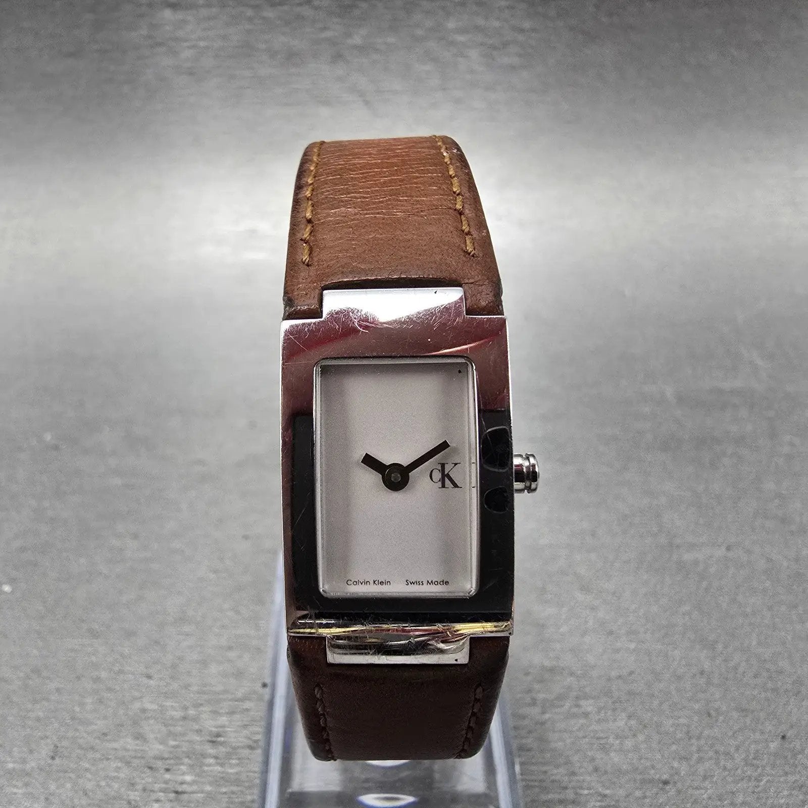 Calvin Klein Watch Women 16mm White Dial Silver Tone Rectangle K4211 New Battery0