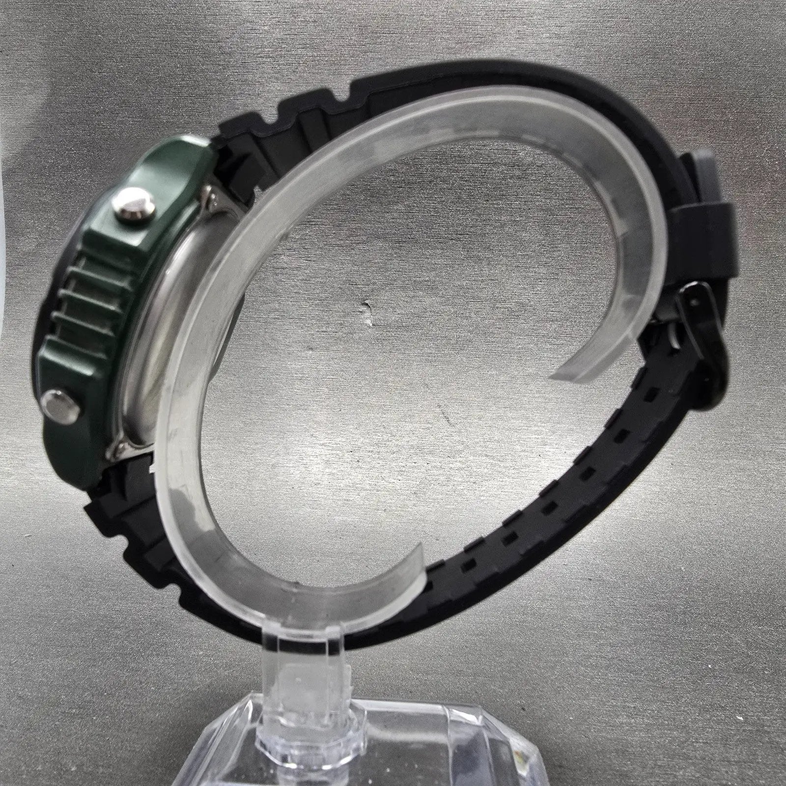 Casio ALT-6000 Twin Senor Watch Men 49mm Green Black Digital New Batt6