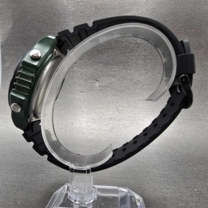 Casio ALT-6000 Twin Senor Watch Men 49mm Green Black Digital New Batt6