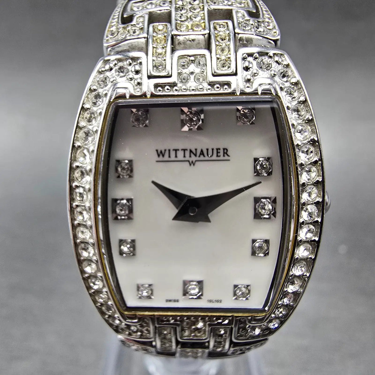 Wittnauer Watch Women 23mm MOP Dial Silver Crystal Bezel Oval New Battery1