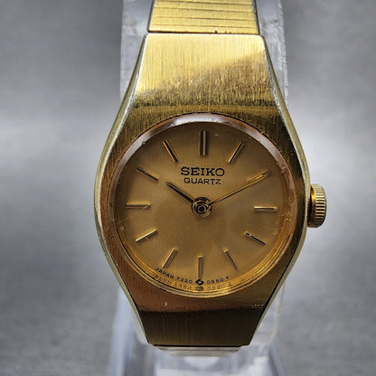 Seiko Watch Women 17mm Champagne Dial Gold Tone Round 73200209 New Battery1