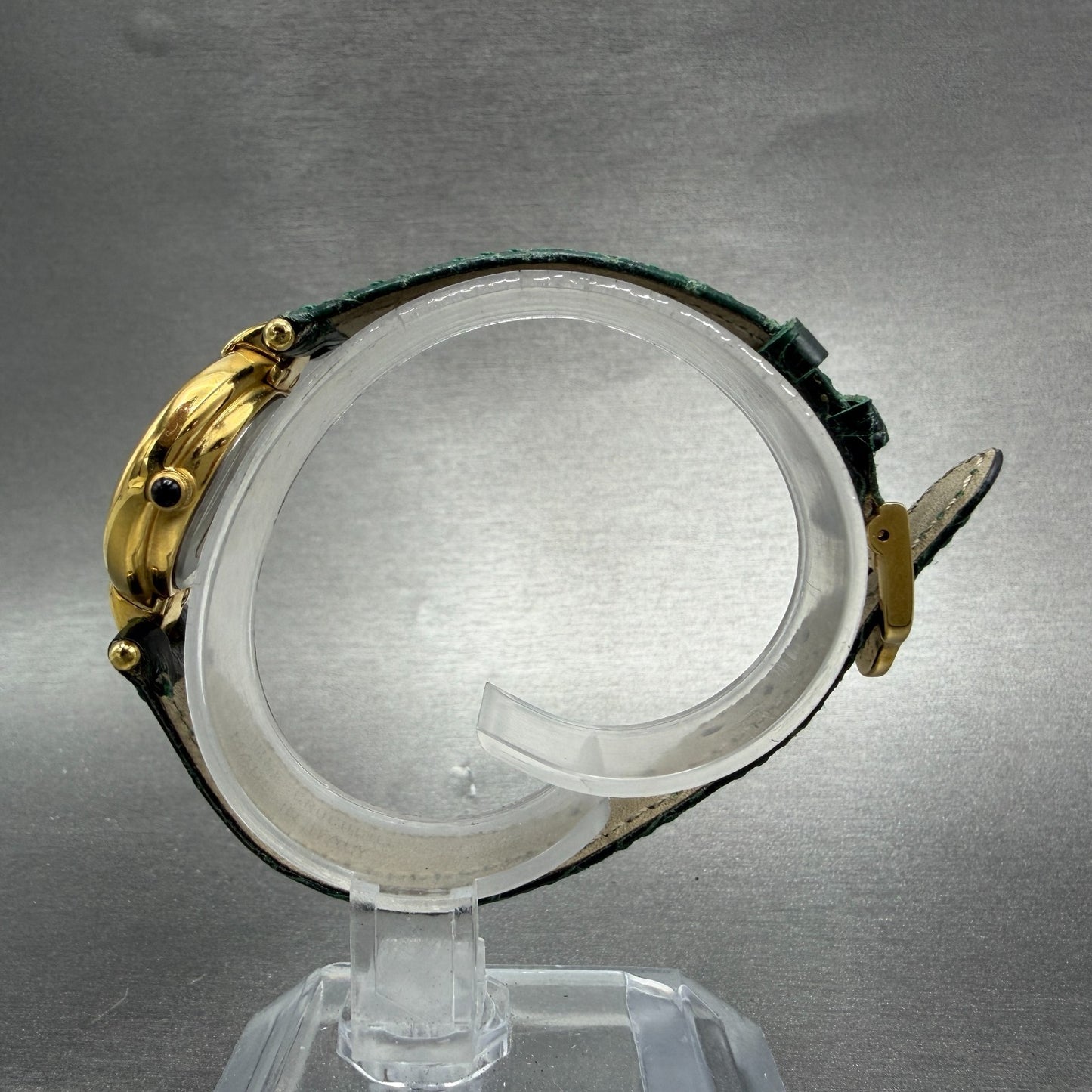 Paolo Gucci Watch Women 24mm White Dial Gold Tone Round New battery NOS VTG6