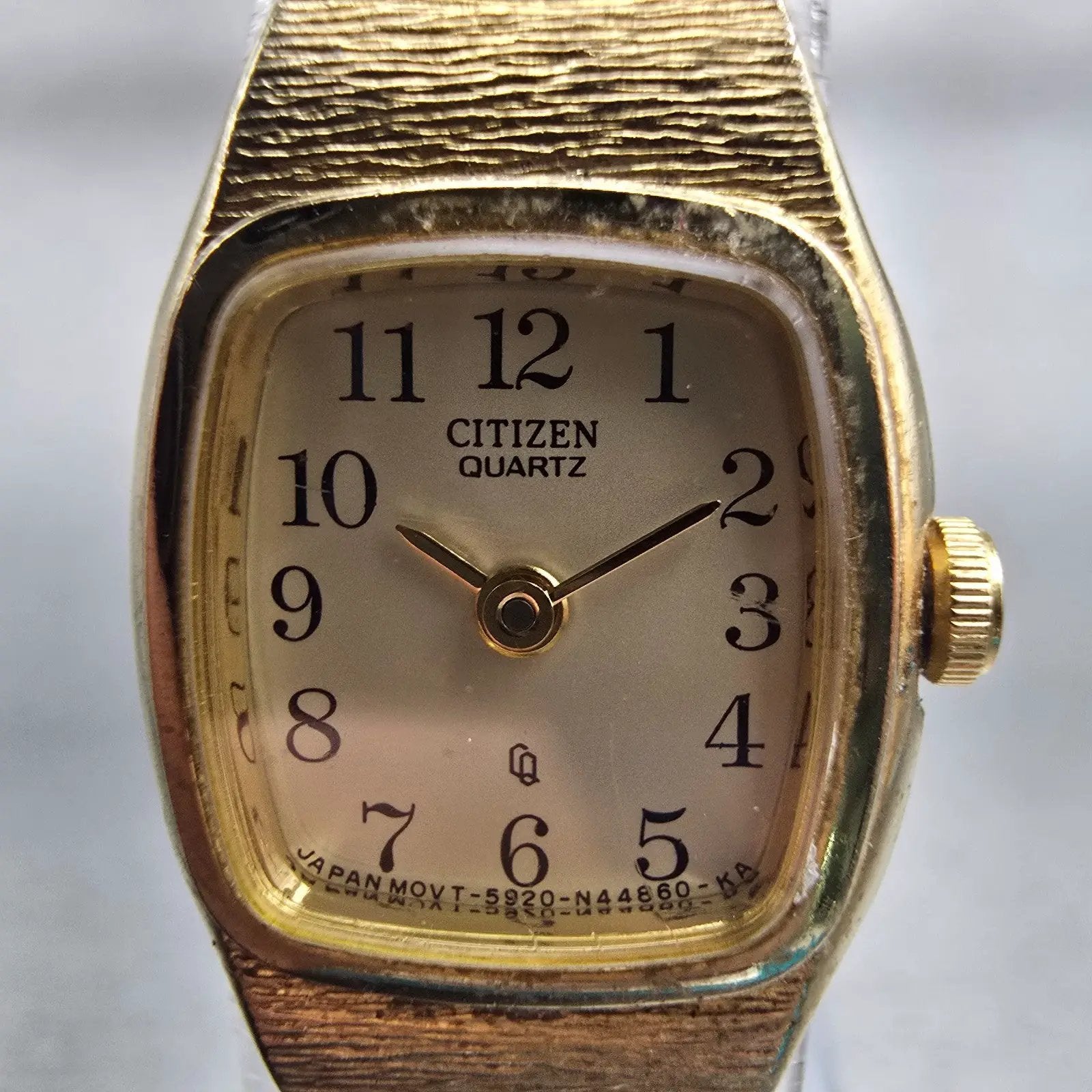Citizen CQ Watch Women 16mm Champagne Dial Gold Tone 5920-S50150 New Battery VTG1