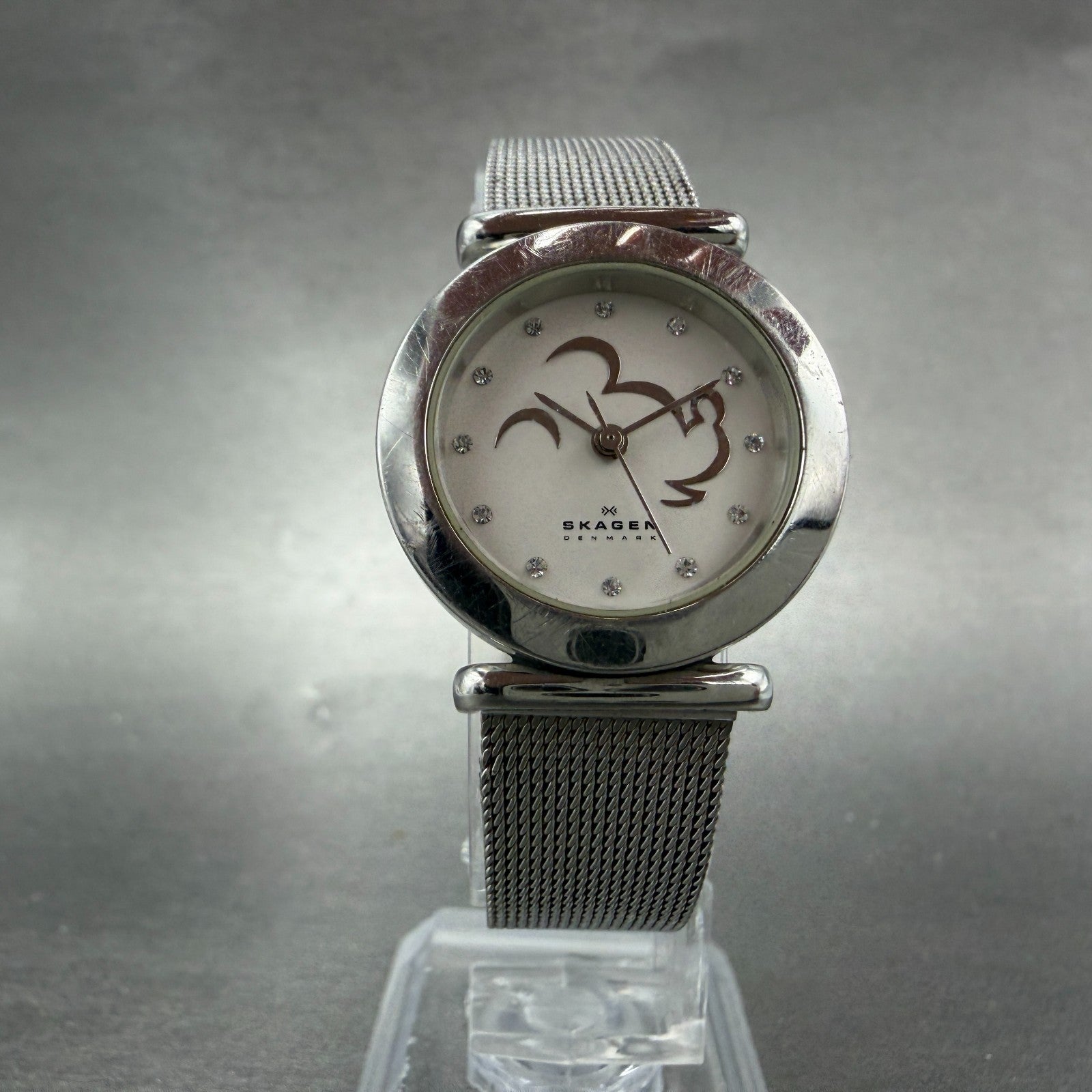 Skagen Mickey Mouse Watch Women 25mm White Dial Silver Tone Round New Battery5