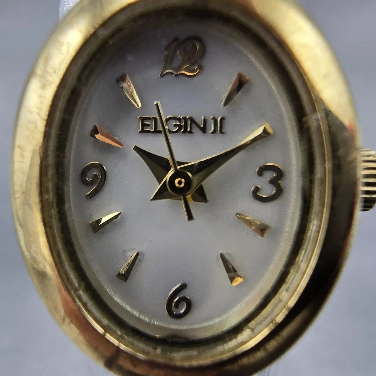 Elgin Watch Women 18mm MOP Dial Gold Tone Oval ELL02 New Battery Crytstals1