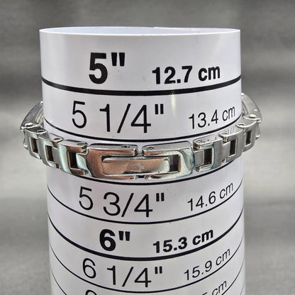 Bulova Watch Women 20mm MOP Dial Silver Tone Gemmed Round 96T71 New Battery9