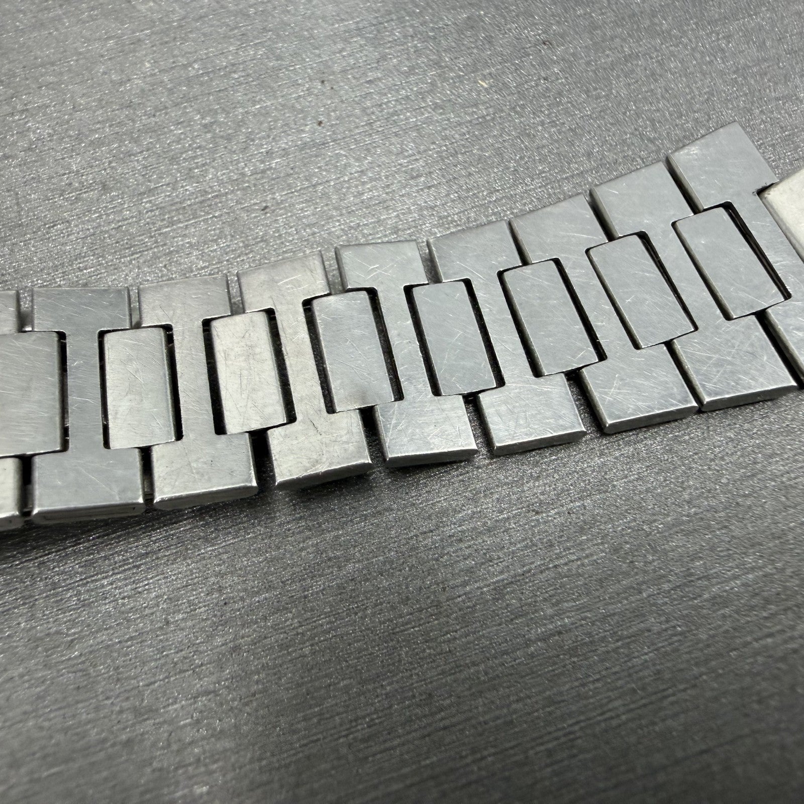 Seiko SQ Bracelet C202 Stainless Steel Tri Folding Clasp 8mm Vintage Japan B2