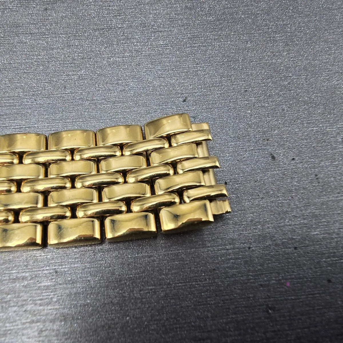 Seiko Bracelet 15mm Stainless Steel Gold Tone Vintage Japan 43G6-BI5
