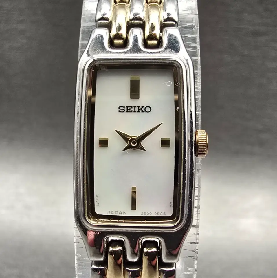 Seiko Tank Watch Women 13mm MOP Dial Silver Tone Rectangle 2E20-0AS0 New Batt0
