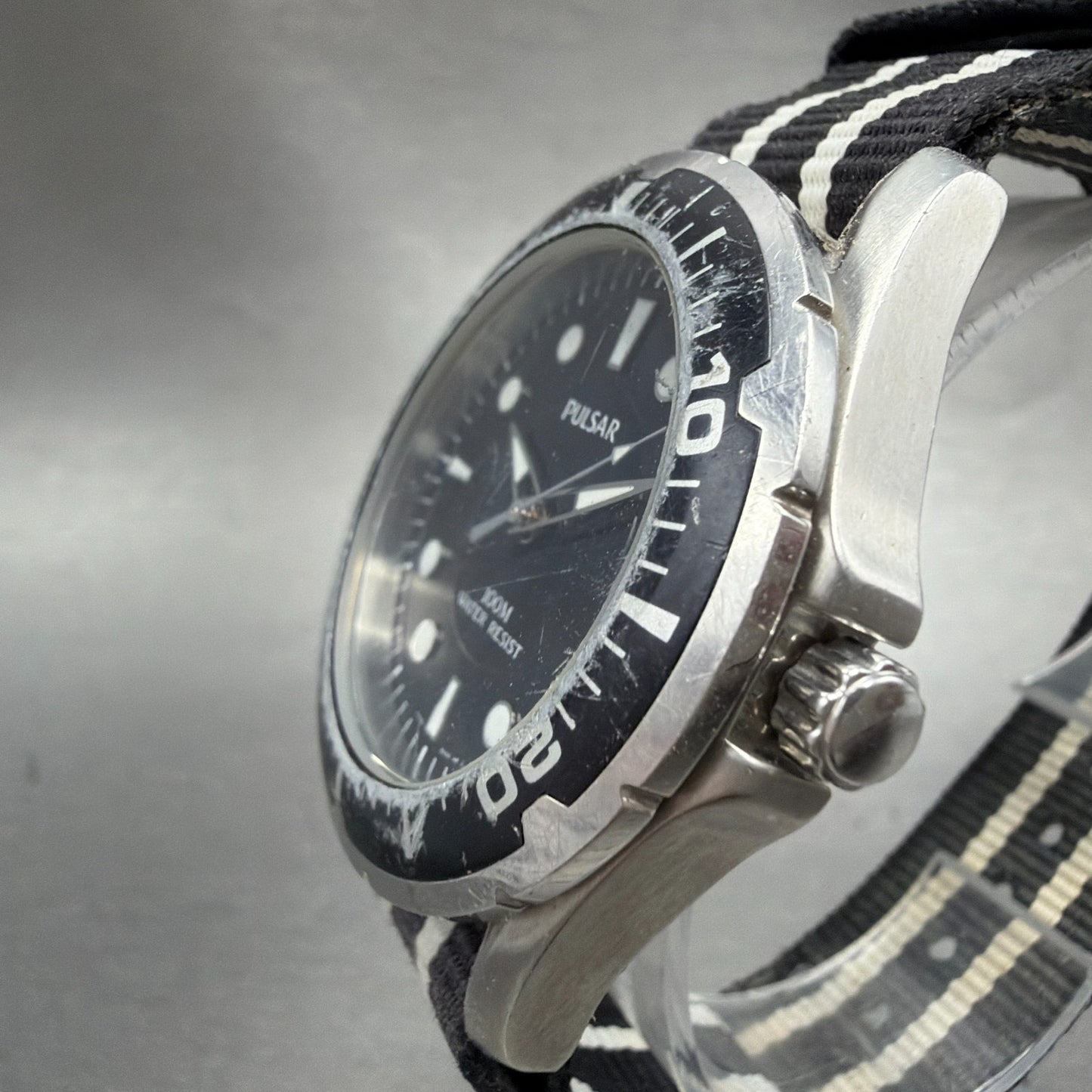 Seiko Pulsar Dive Watch Men 42mm Black Dial Silver Tone Date VX42-X062 New Batt2
