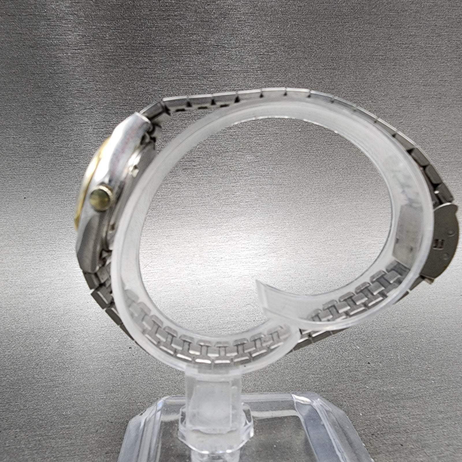 Seiko SQ Watch Women 24mm Silver Dial Two Tone Daydate 26260190 New Bat READ!!!6