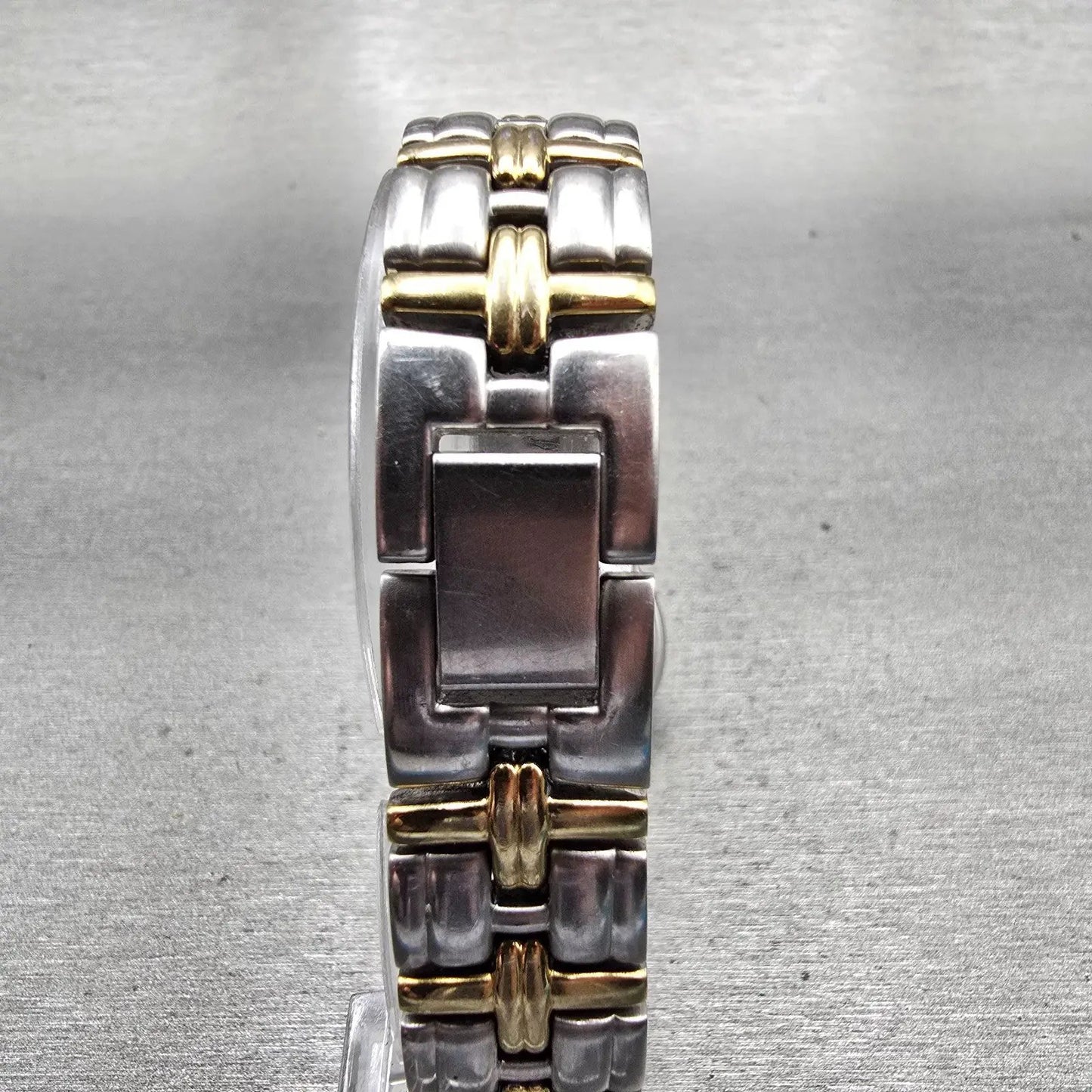 Citizen Elegance Watch Women 25mm Silver Dial Two Tone Date 1012-H20119 New Batt7