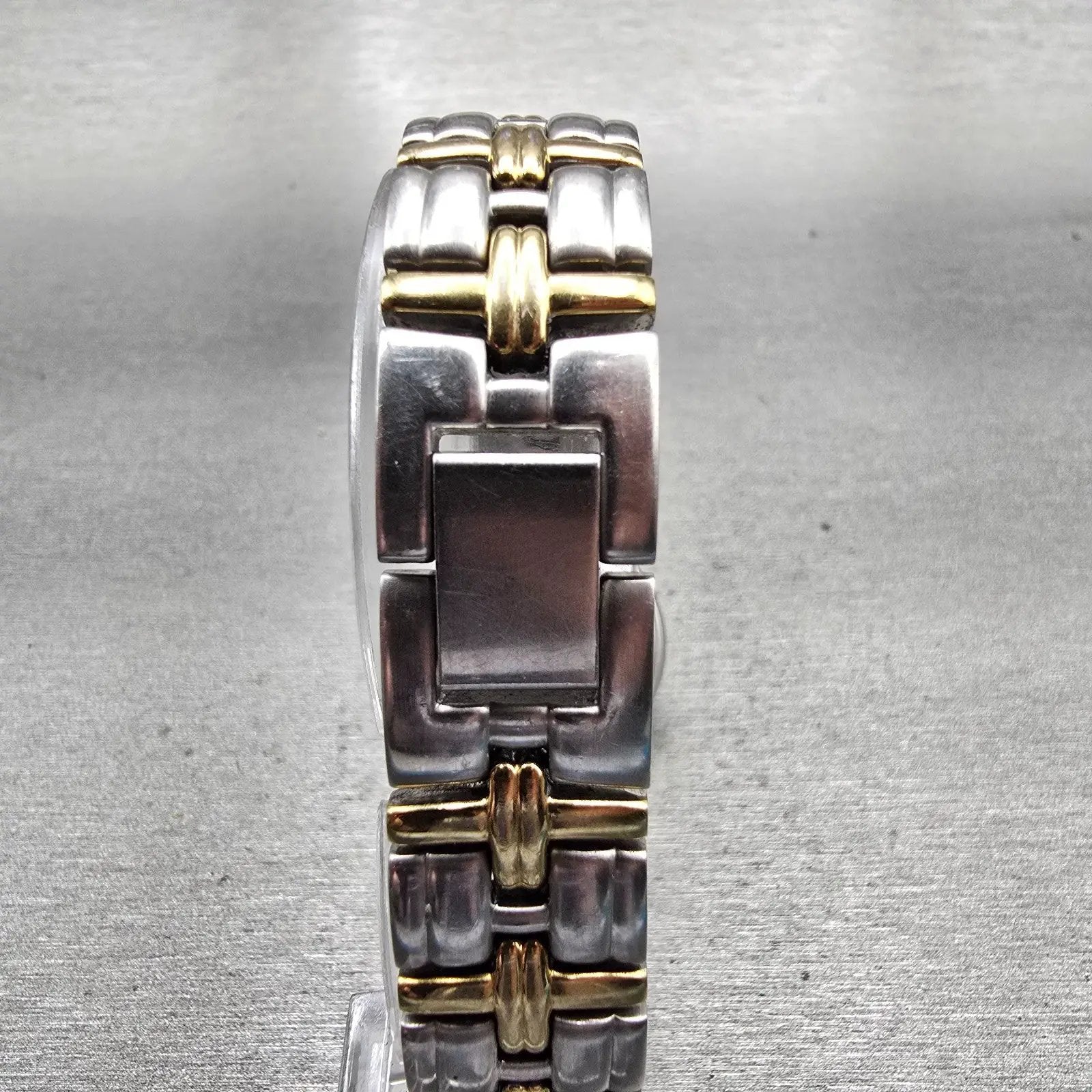 Citizen Elegance Watch Women 25mm Silver Dial Two Tone Date 1012-H20119 New Batt7