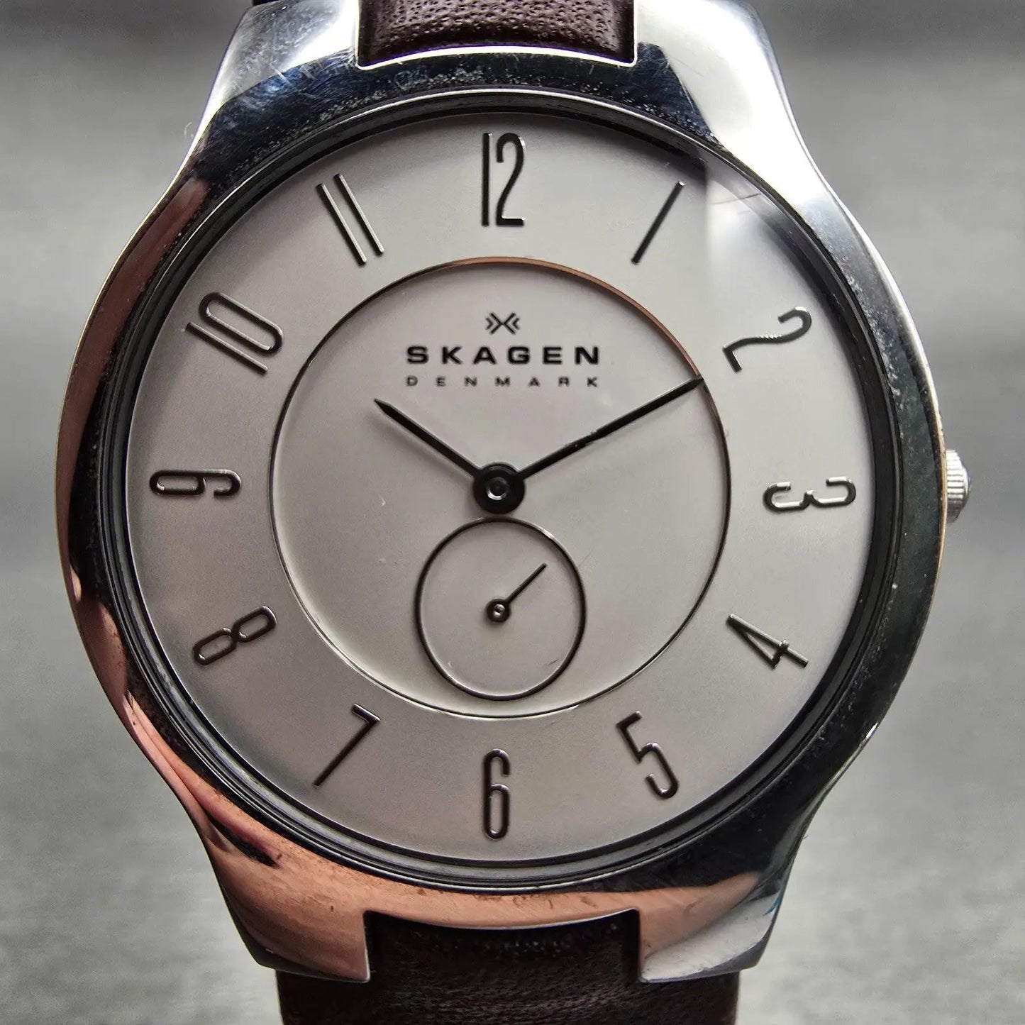 Skagen Watch Men 34mm Silver Dial Silver Tone Round 433LSL1 READ!!!! New Battery1