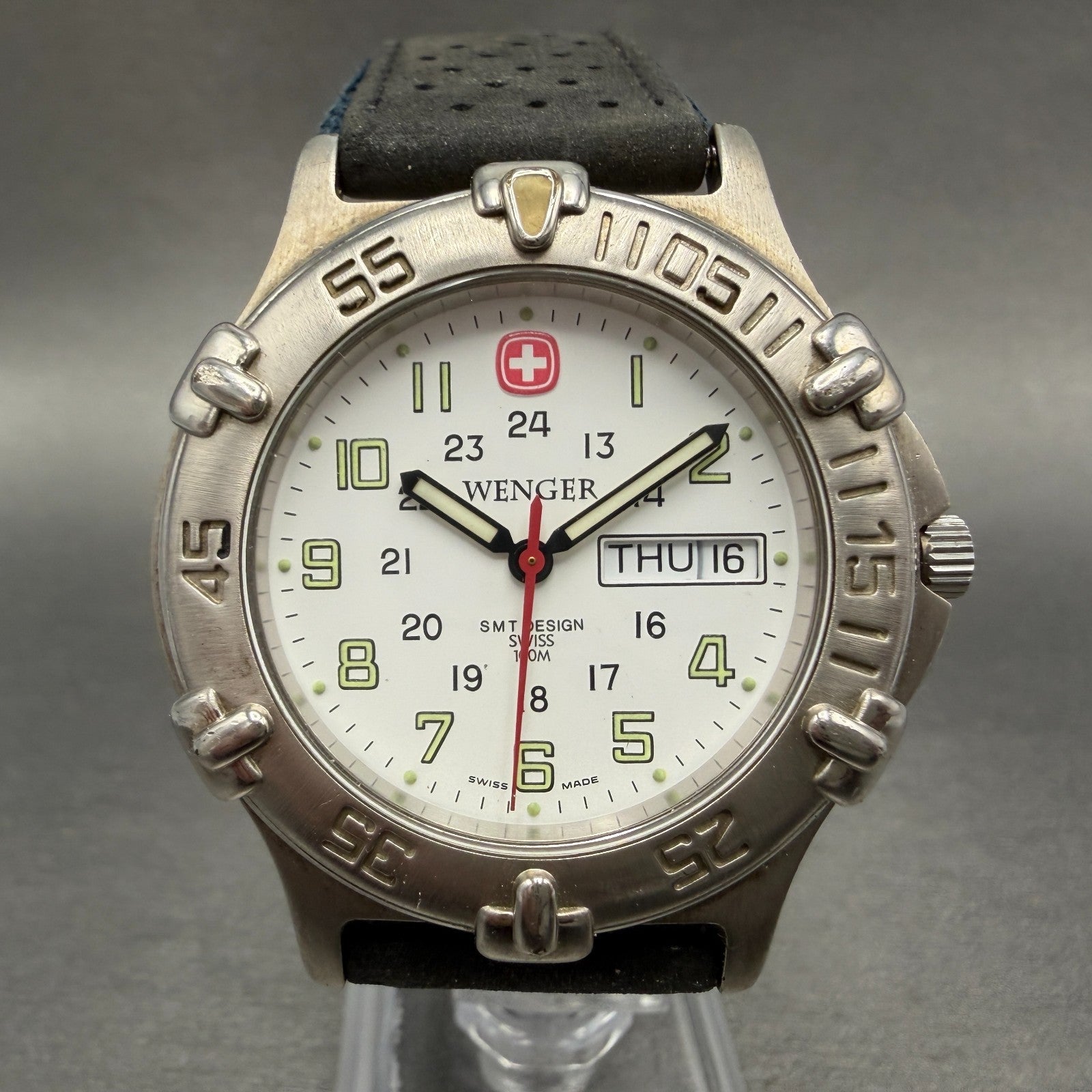 Wenger Dive Watch Men 40mm White Dial Silver Tone Daydate 096.0685 New Battery0
