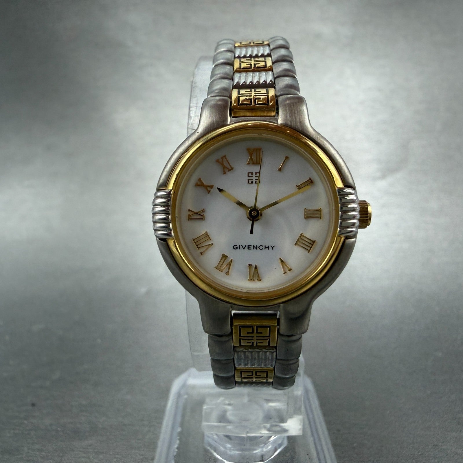 Givenchy Watch Women 25mm White Dial Two Tone Round 218 New Battery5