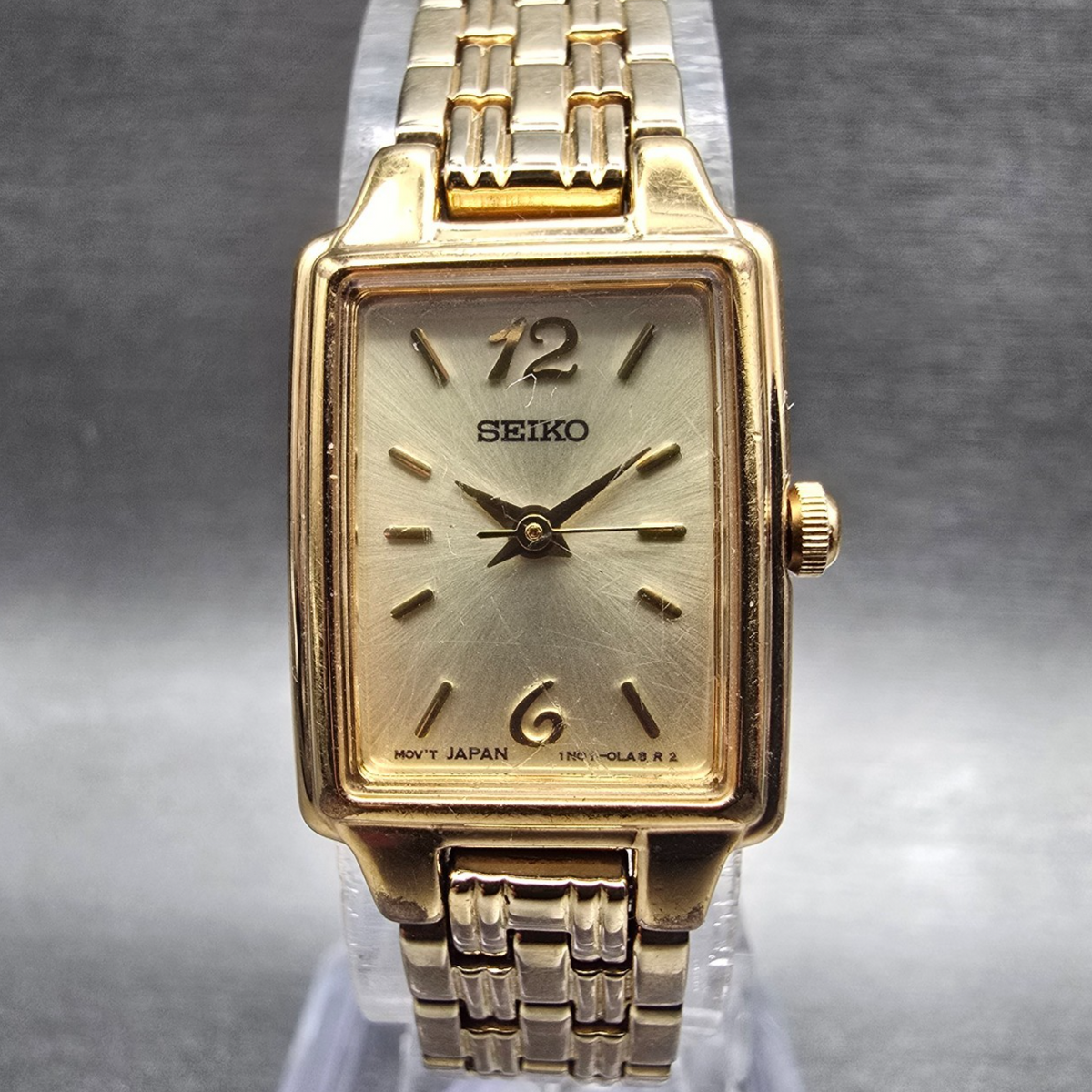 Seiko Tank Watch Women 17mm Champagne Dial Gold Tone Rectangle 1N01-0FH0 NewBatH0