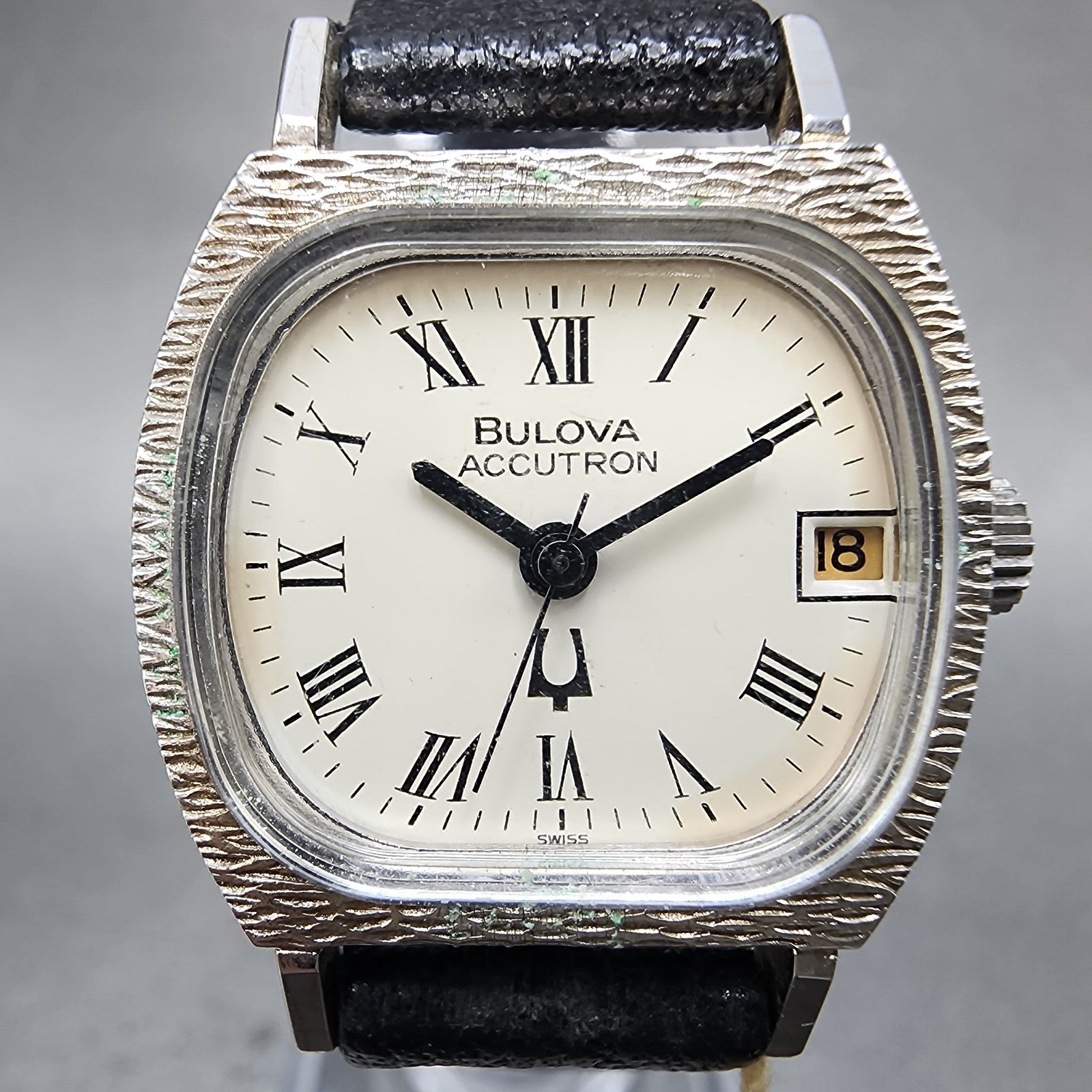 Bulova Accutron Watch Women 23mm White Dial Silver Tone Date N6 NOS PARTS4