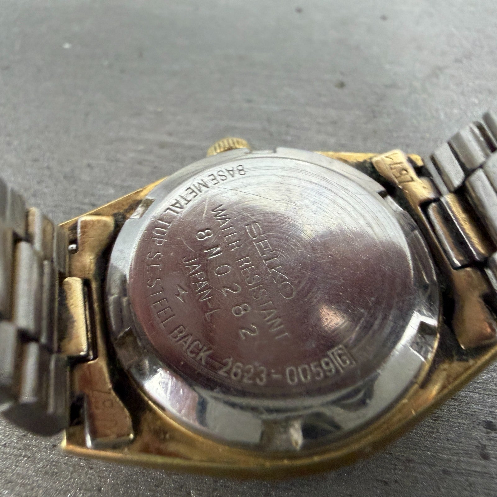 Seiko SQ Watch Women 25mm Champagne Dial Gold Tone Daydate 2623-0059 New Battery9