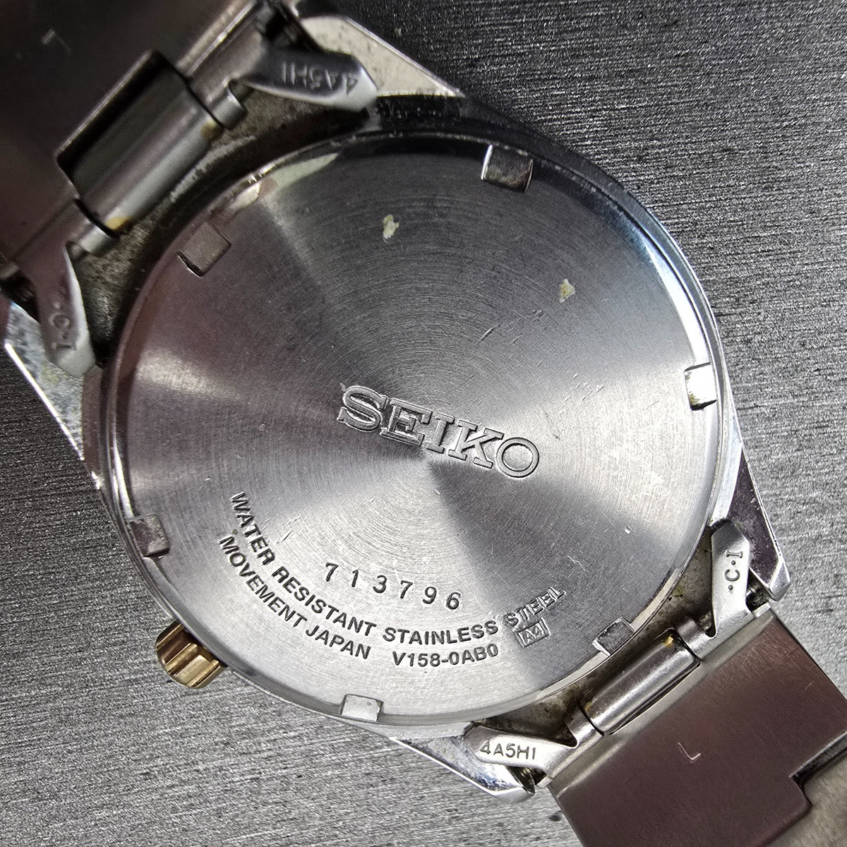 Seiko Solar Watch Men 37mm Black Dial Silver Tone Daydate Round V158-0AB0 WorksF10