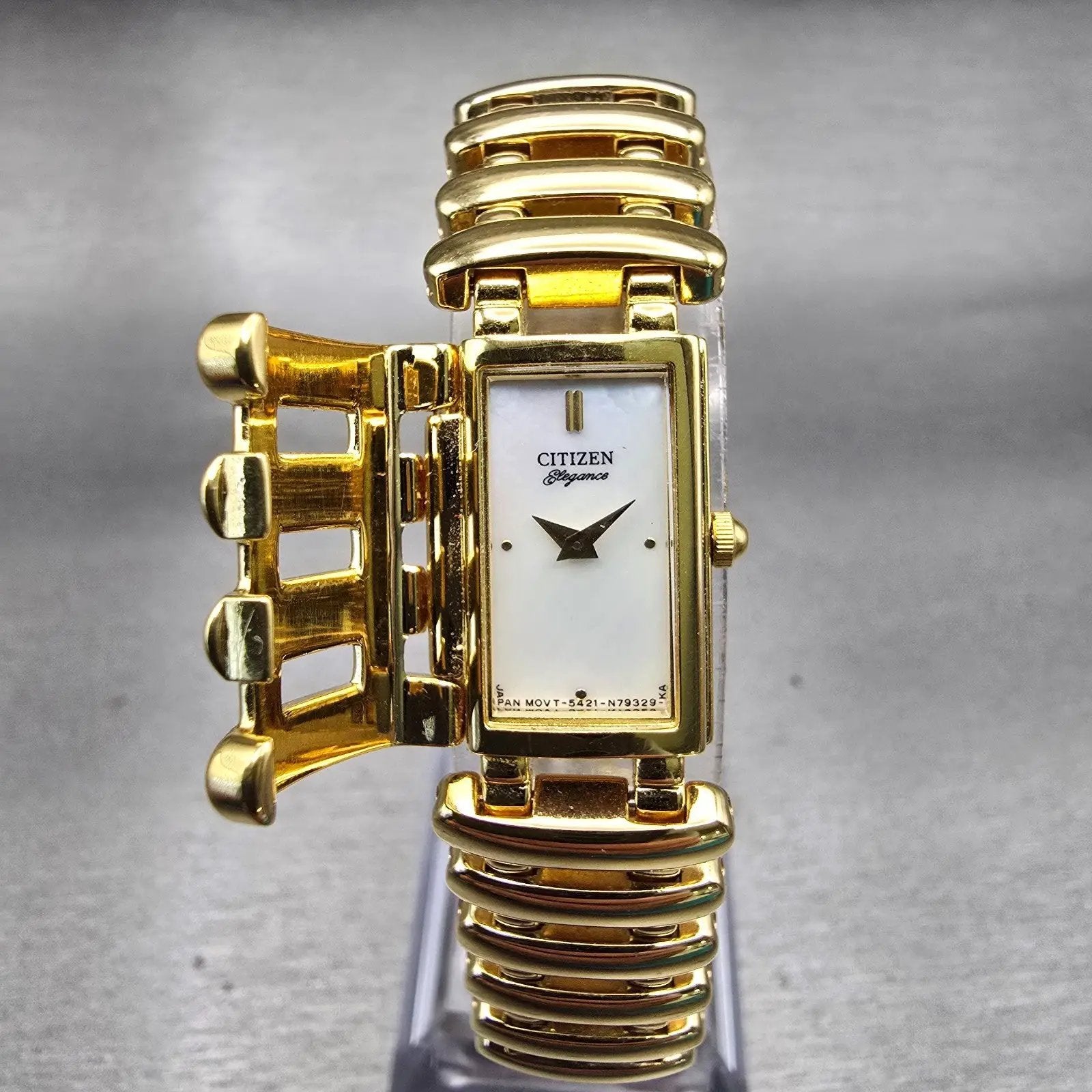 Citizen Elegance Watch Women 14mm MOP Dial Gold Tone 8421-S68971 New Battery0