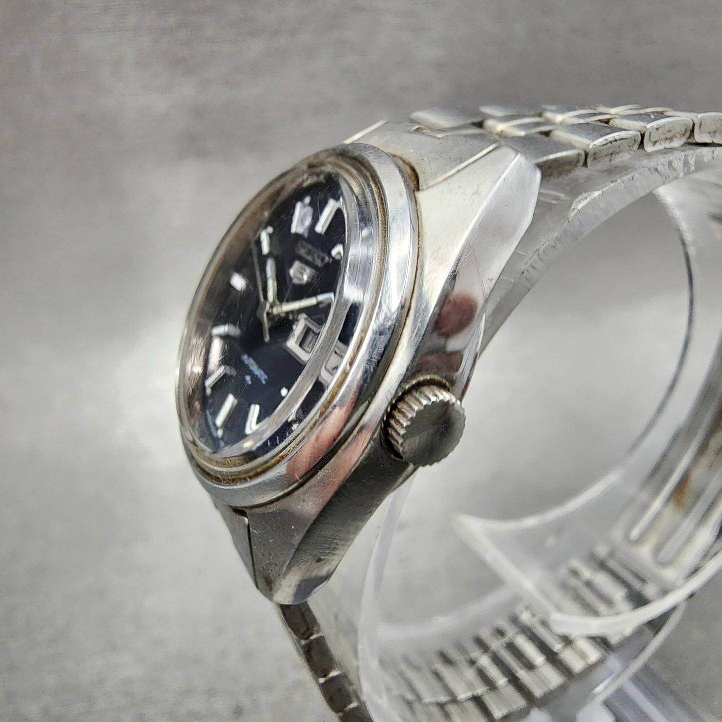 Seiko 5 Automatic Watch Women 26mm Blue Dial Silver Tone Daydate 42060010 Runs2