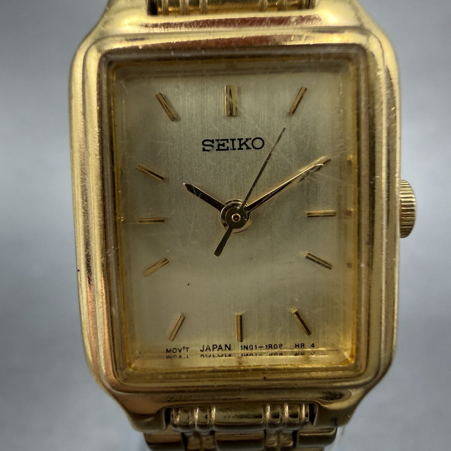 Seiko Tank Watch Women 17mm Champagne Dial Gold Tone 1N01-5E70 New Battery1