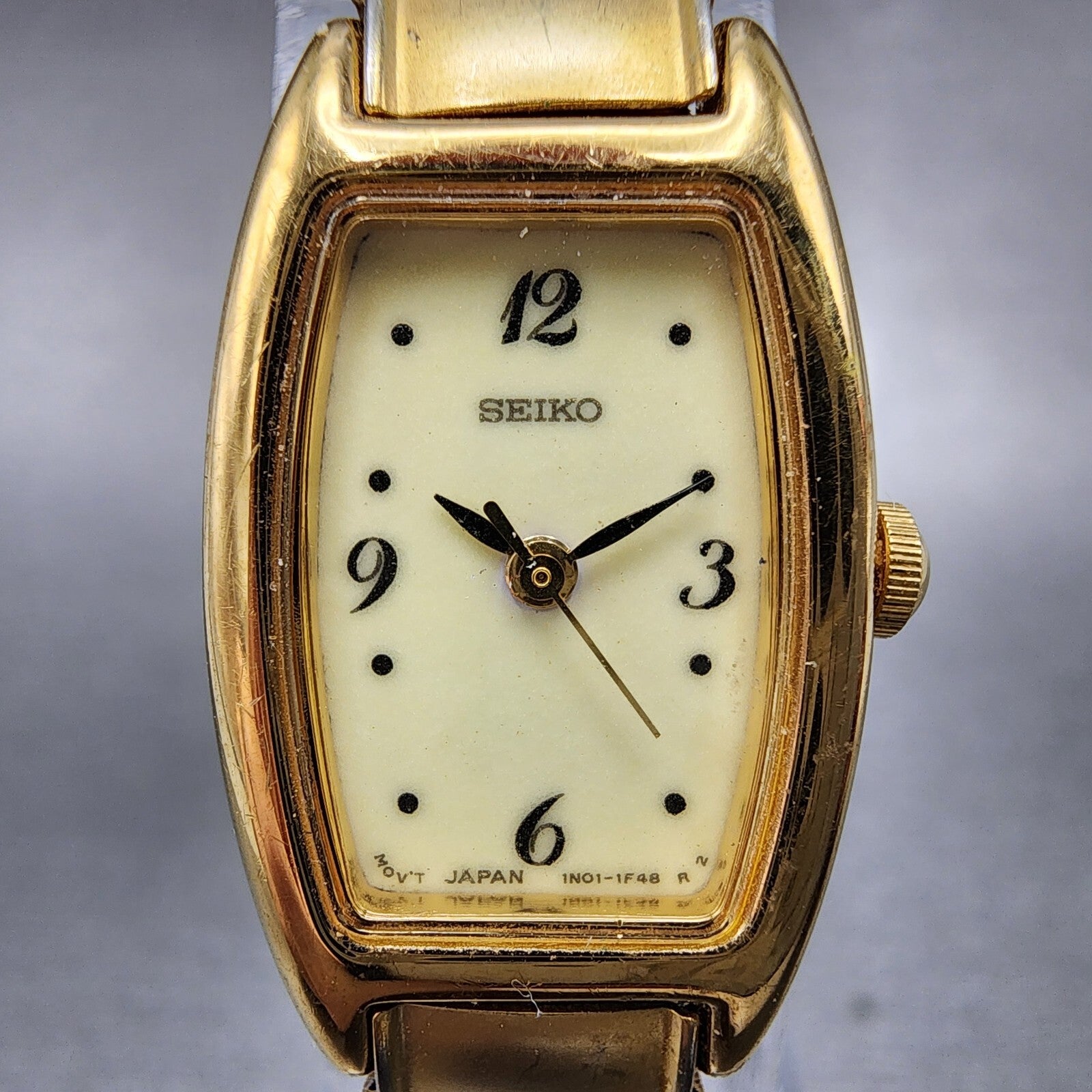 VTG Seiko Watch Women 16mm Cream Dial Gold Tone Rectangle 1N015B79 New Battery1