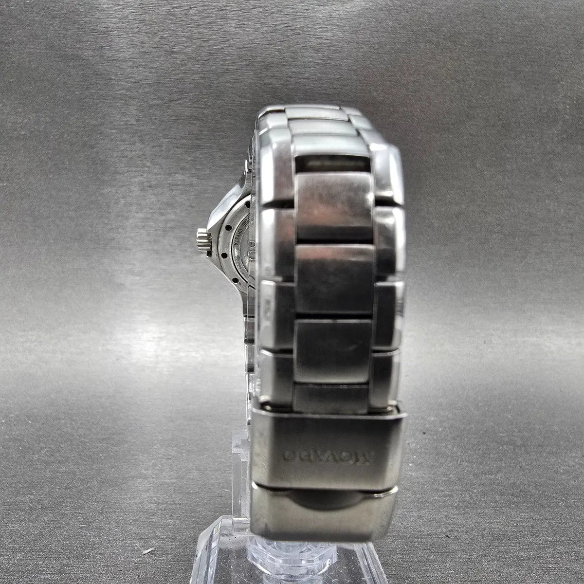 Movado Series 800 Watch Women 29mm MOP Dial Steel Date Diamonds New battery7