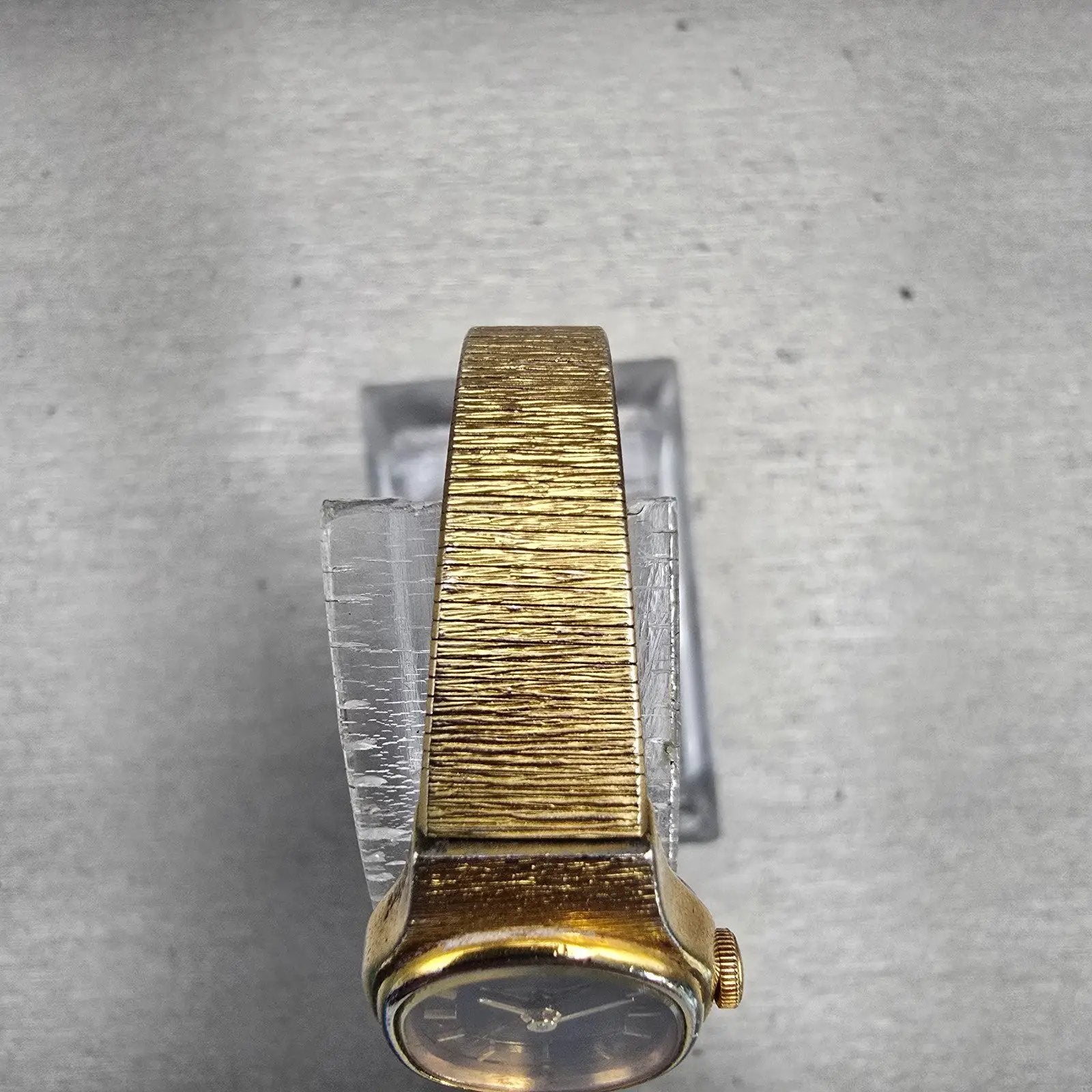 Citizen CQ Watch Women 16mm Black Dial Gold Tone Oval 3220-S09168 New Battery4