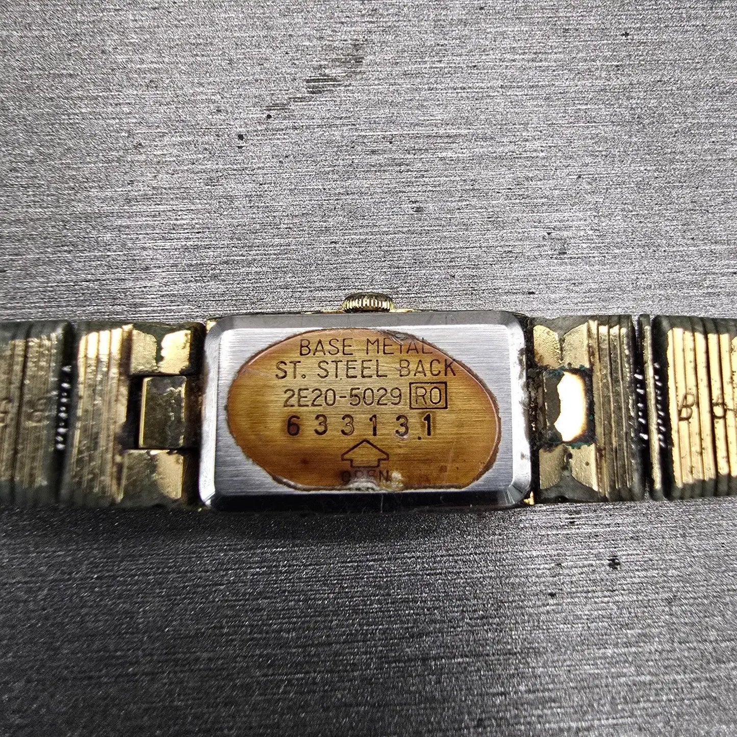 Seiko Watch Women 12mm Gold Dial Gold Tone Rectangle 2E20-5029 New Battery VTG11