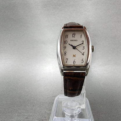 Seiko Noie Tank Watch Women 21mm White Dial Silver Tone 1f215c10 New Battery5