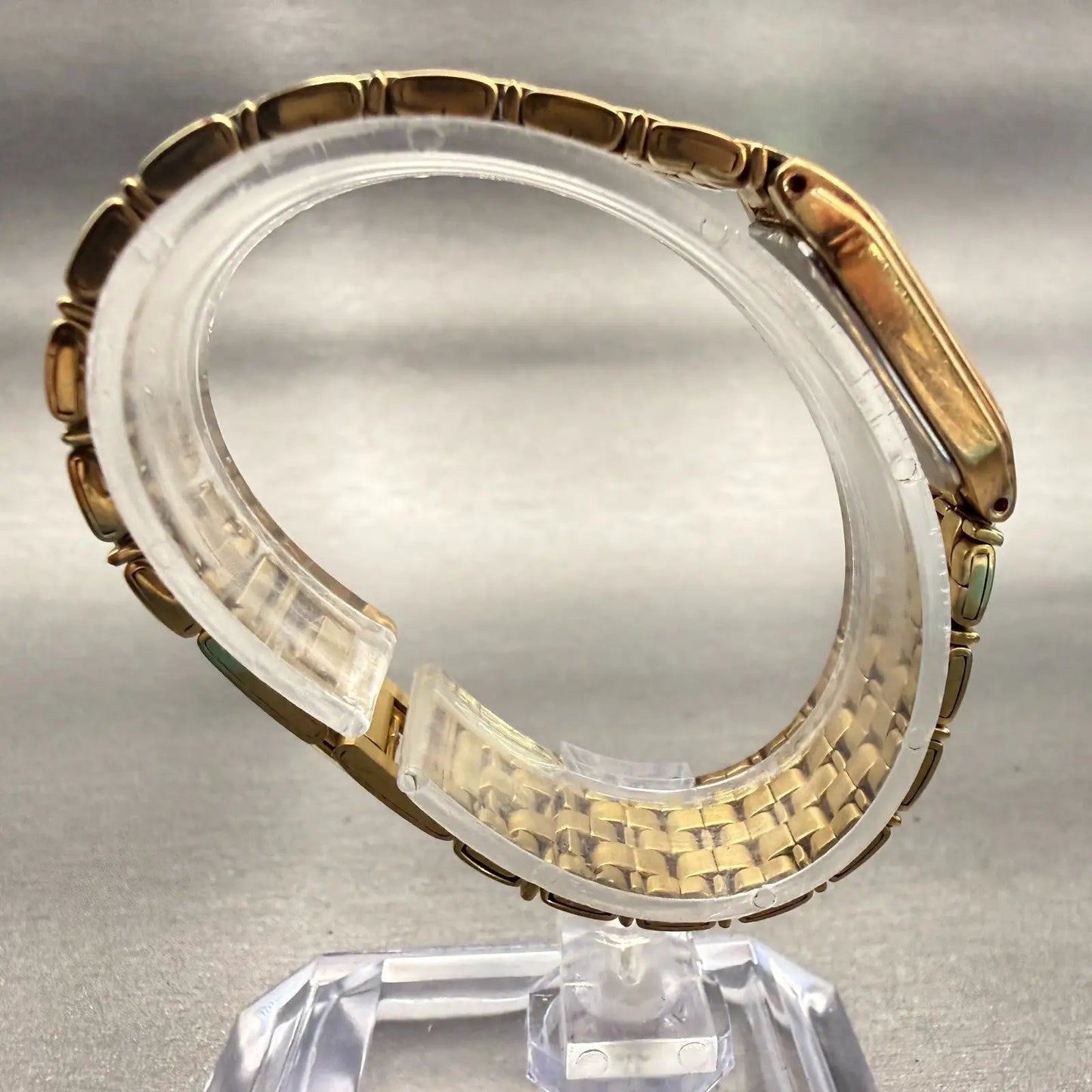 Seiko Watch Women 17mm Black Dial Gold Tone Rectangle V400-5498 New Battery VTG8