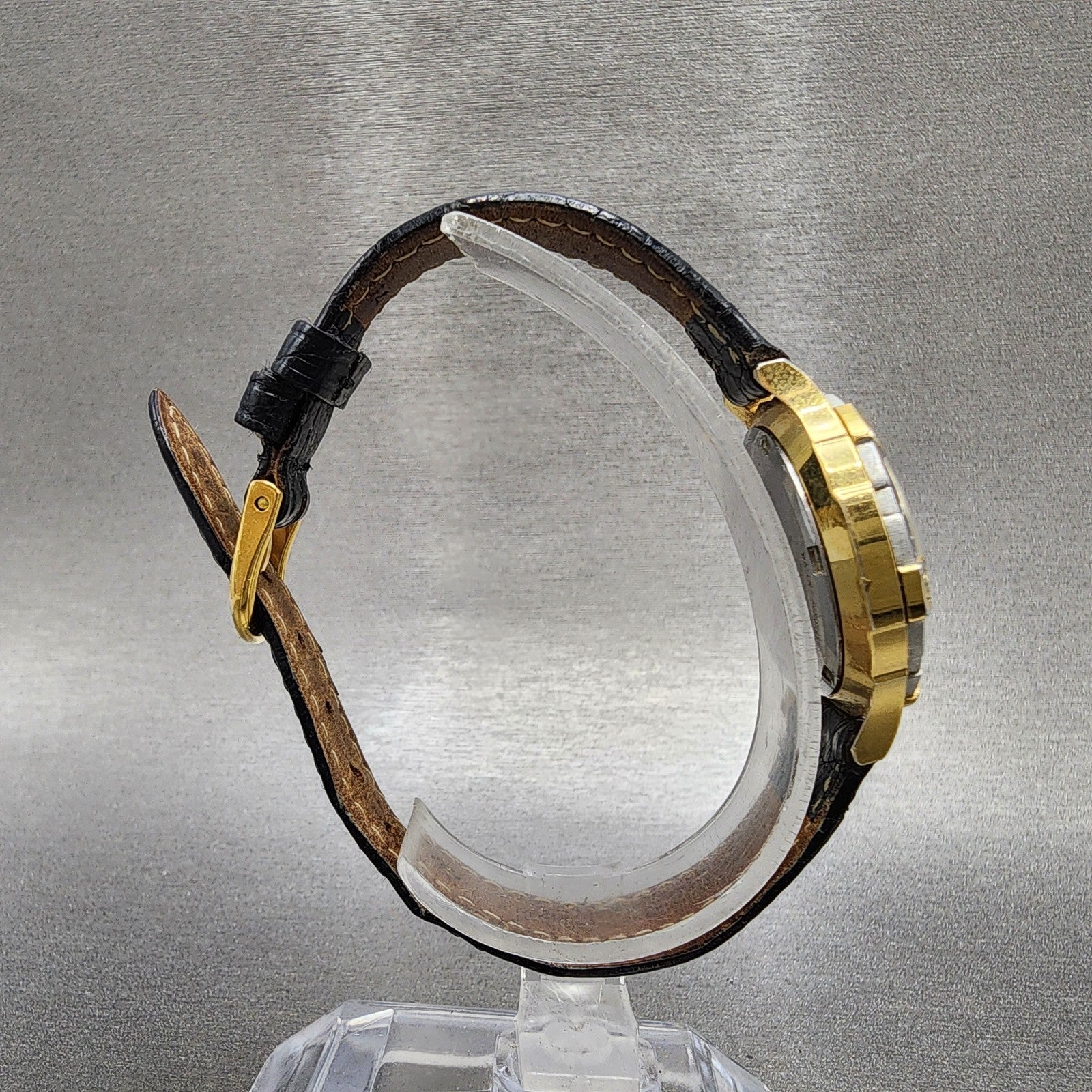 Bulova Marine Star Dive Watch Women 28mm Black Dial Gold Tone Date 98M31 PARTS9